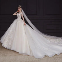 Load image into Gallery viewer, Elegant Off The Shoulder Wedding Gown EDW469