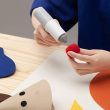 Load image into Gallery viewer, Cordless Manual-Feeding Glue Gun