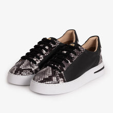 Load image into Gallery viewer, The Burano Black &amp; White  Leather Women Sneaker