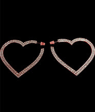 Load image into Gallery viewer, Glitzy Hearts Earrings