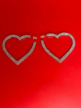 Load image into Gallery viewer, Glitzy Hearts Earrings