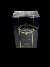 Load image into Gallery viewer, Vicky Tiel Bonaparte 21 Perfume