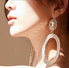 Load image into Gallery viewer, Extravagant Crystal Earrings