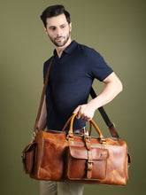 Load image into Gallery viewer, Berlin Leather Weekender Duffle Bag