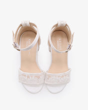 Load image into Gallery viewer, Crochet Lace Low Block Heel Girls Sandals