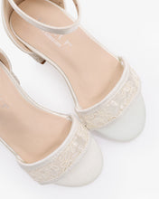 Load image into Gallery viewer, Crochet Lace Low Block Heel Girls Sandals
