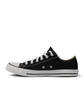Load image into Gallery viewer, Converse Men's Chuck Taylor Low - Black