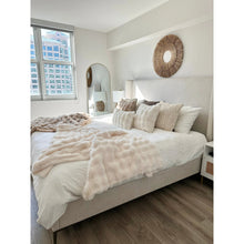 Load image into Gallery viewer, Erie Faux Fur Lumbar Pillow Cover