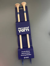 Load image into Gallery viewer, Purple Glitter Resin &amp; Maple Knitting Needles