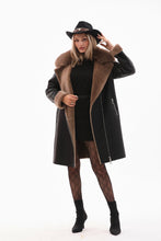 Load image into Gallery viewer, The Onyx Caramel Shearling &amp; Fox Fur Leather Women Jacket