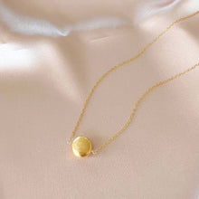 Load image into Gallery viewer, Gold Disc Layering Pendant