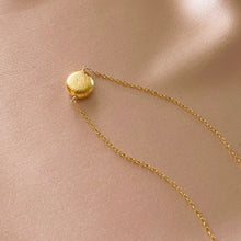 Load image into Gallery viewer, Gold Disc Layering Pendant