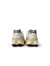 Load image into Gallery viewer, New Balance Big Kids 9060 Lifestyle Shoes  - White/Grey