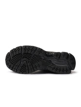 Load image into Gallery viewer, New Balance  Mens 2002R Shoes - Black