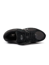Load image into Gallery viewer, New Balance  Mens 2002R Shoes - Black