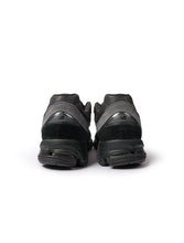 Load image into Gallery viewer, New Balance  Mens 2002R Shoes - Black