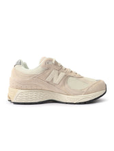 Load image into Gallery viewer, New Balance Mens 2002R Casual Shoes - Off White