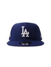 Load image into Gallery viewer, New Era 950 LA Dodgers Post Season 2025 Snapback - Blue
