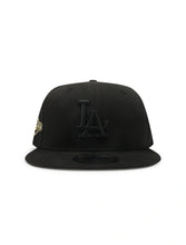 Load image into Gallery viewer, New Era 950 World Series Snapback - Black/Gold