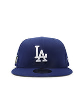 Load image into Gallery viewer, New Era 950 9x Champs Snapback - Royal Blue