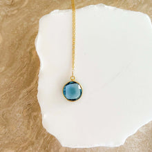 Load image into Gallery viewer, London Blue Quartz and Green Onyx Drop Pendants