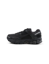 Load image into Gallery viewer, Nike Womens Zoom Vomero 5 - Black