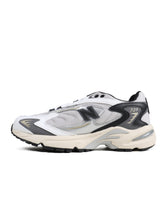 Load image into Gallery viewer, New Balance Mens 725 - Matter Black