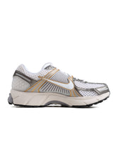 Load image into Gallery viewer, Nike Mens Zoom Vomero 5 - Platinum Tint/White
