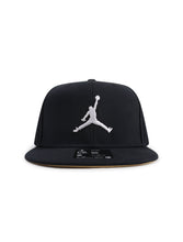 Load image into Gallery viewer, Air Jordan Jumpman Pro Cap - Black/White