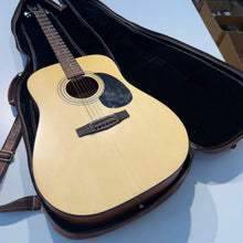 Load image into Gallery viewer, Personalized Leather Guitar Case
