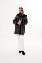 Load image into Gallery viewer, The Belluna Black Shearling Women Jacket
