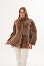 Load image into Gallery viewer, The Belluna Camel Reversible Shearling Women Jacket