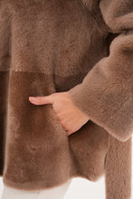 Load image into Gallery viewer, The Belluna Camel Reversible Shearling Women Jacket