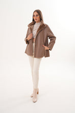 Load image into Gallery viewer, The Belluna Camel Reversible Shearling Women Jacket