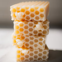 Load image into Gallery viewer, Hand Made Soap