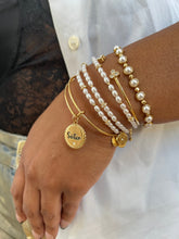 Load image into Gallery viewer, Freshwater Pearl Bracelet
