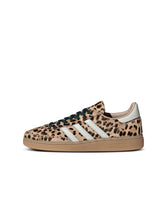 Load image into Gallery viewer, Adidas Womens Handball Spezial - Magic Beige