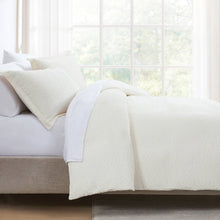 Load image into Gallery viewer, King Size 3-Piece Off White Boucle Duvet Cover Set