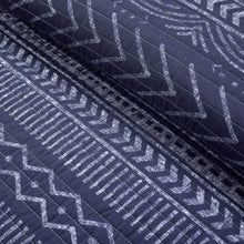 Load image into Gallery viewer, King size Scandinavian Chevron Navy Blue White Reversible Cotton Quilt Set