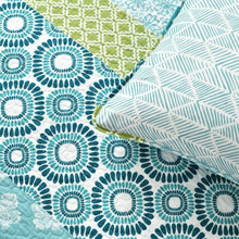 Load image into Gallery viewer, King size Cotton 3 Piece Reversible Blue White Green Floral Damask Quilt Set