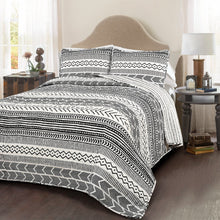 Load image into Gallery viewer, 3 Piece Scandinavian Black White Reversible Cotton Set in King