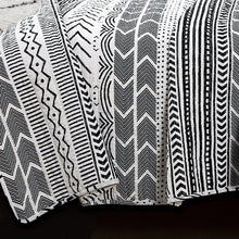 Load image into Gallery viewer, 3 Piece Scandinavian Black White Reversible Cotton Set in King