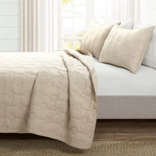 Load image into Gallery viewer, King/California King size Lightweight Beige Textured Cotton 3 Piece Quilt Set