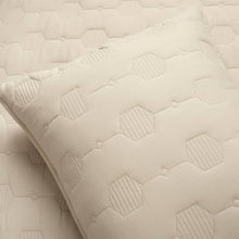Load image into Gallery viewer, King/California King size Lightweight Beige Textured Cotton 3 Piece Quilt Set