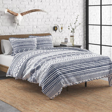 Load image into Gallery viewer, 3 Piece Scandinavian Blue White Reversible Cotton Set in King