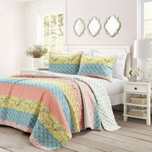 Load image into Gallery viewer, King size Blue Yellow Pink Ivory Boho Floral Reversible Lightweight Quilt Set