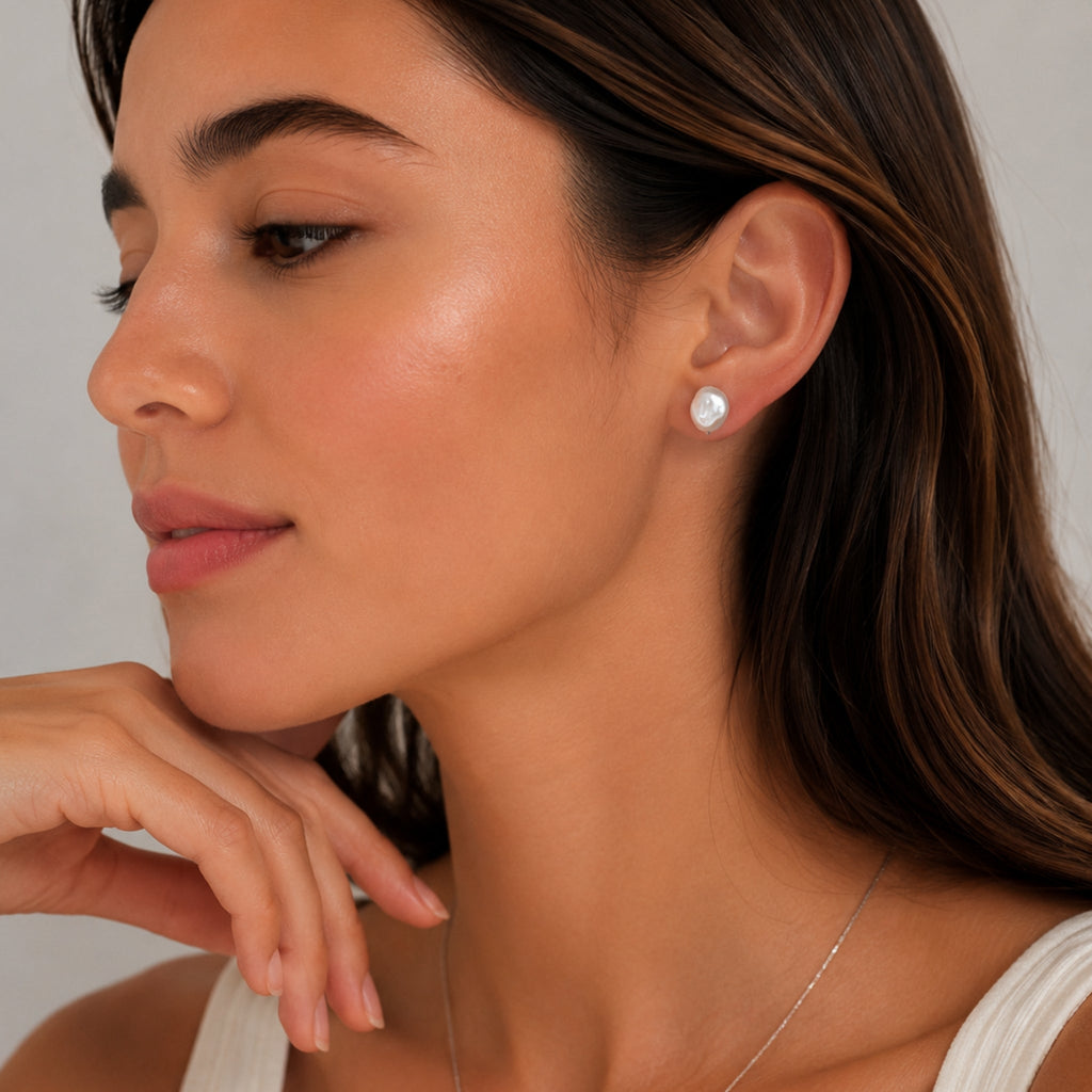 Genuine pearl stud earrings