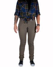 Load image into Gallery viewer, Kestral Women's Pant - Deadwood