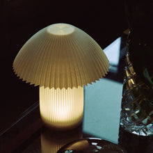 Load image into Gallery viewer, Cordless Kinoko Lamp