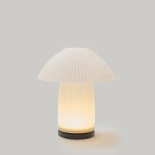 Load image into Gallery viewer, Cordless Kinoko Lamp